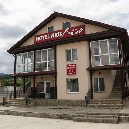Motel Aris Meridian Piatra Neamţ Eksteriør billede