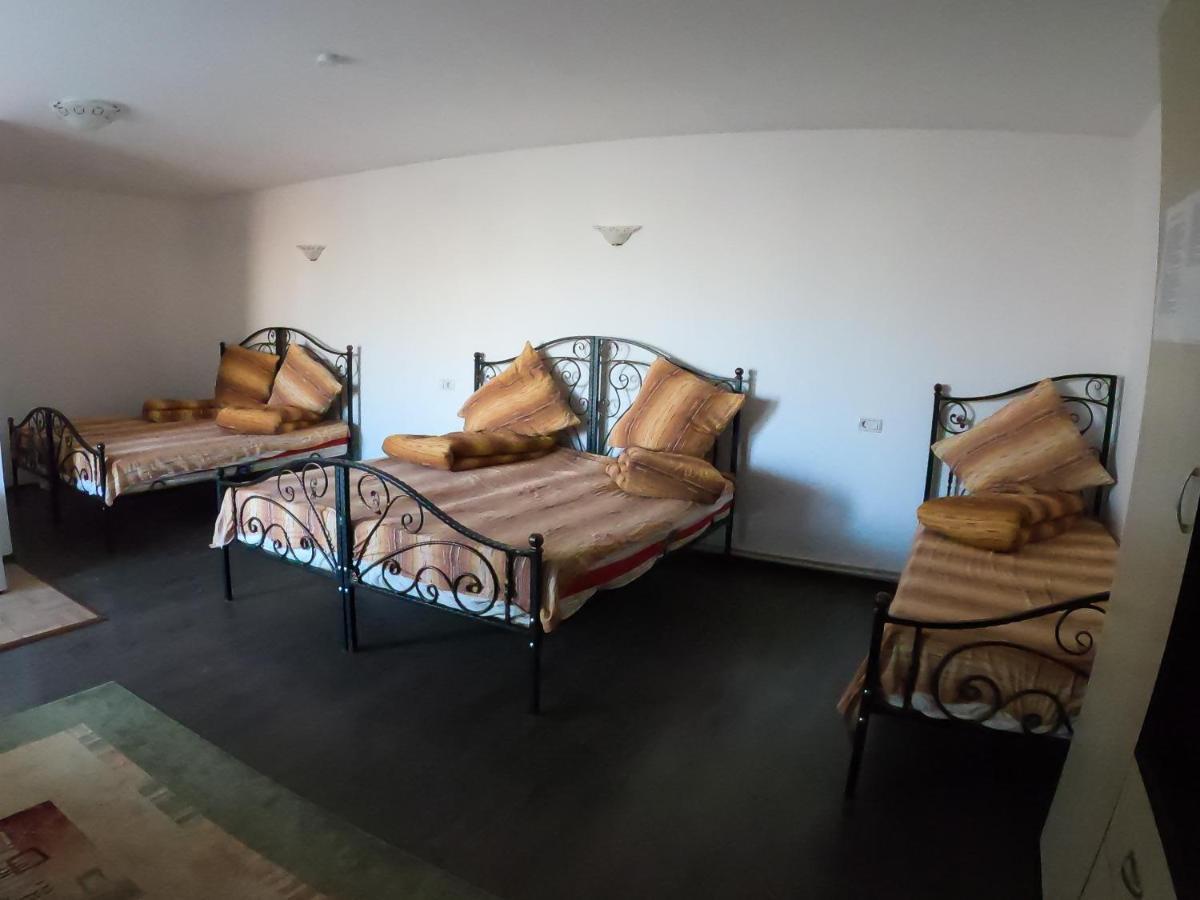 Motel Aris Meridian Piatra Neamţ Eksteriør billede