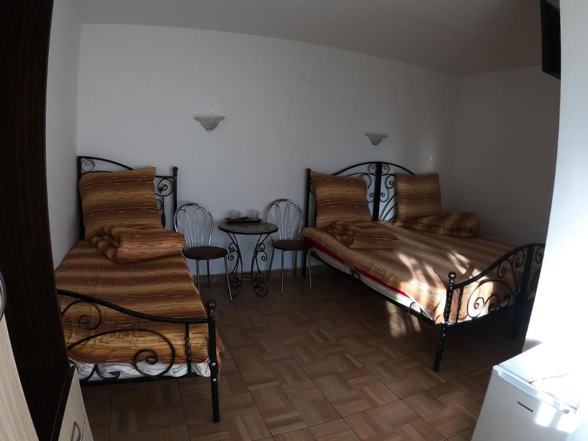 Motel Aris Meridian Piatra Neamţ Eksteriør billede