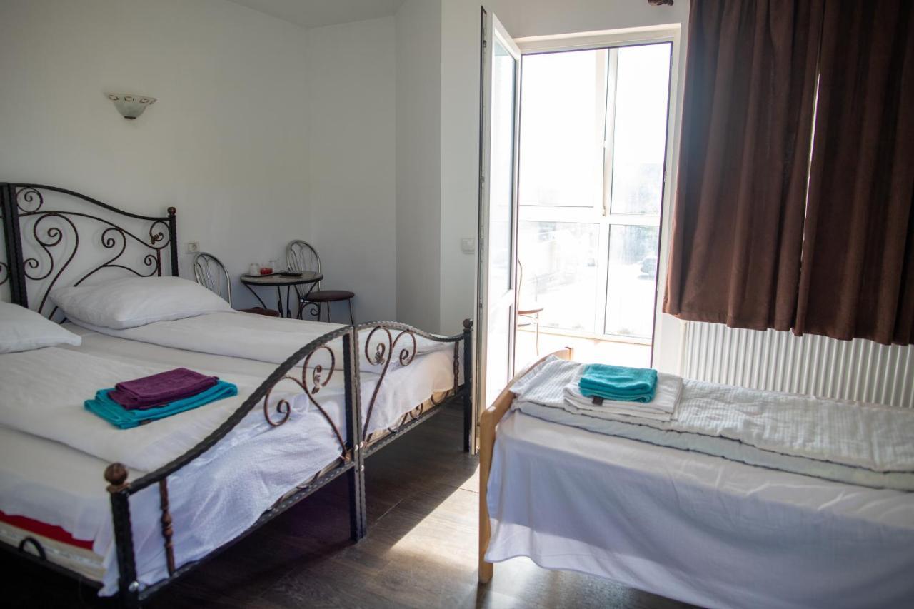Motel Aris Meridian Piatra Neamţ Eksteriør billede
