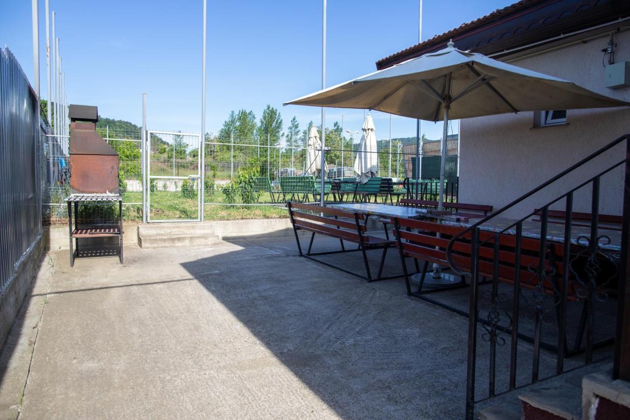 Motel Aris Meridian Piatra Neamţ Eksteriør billede