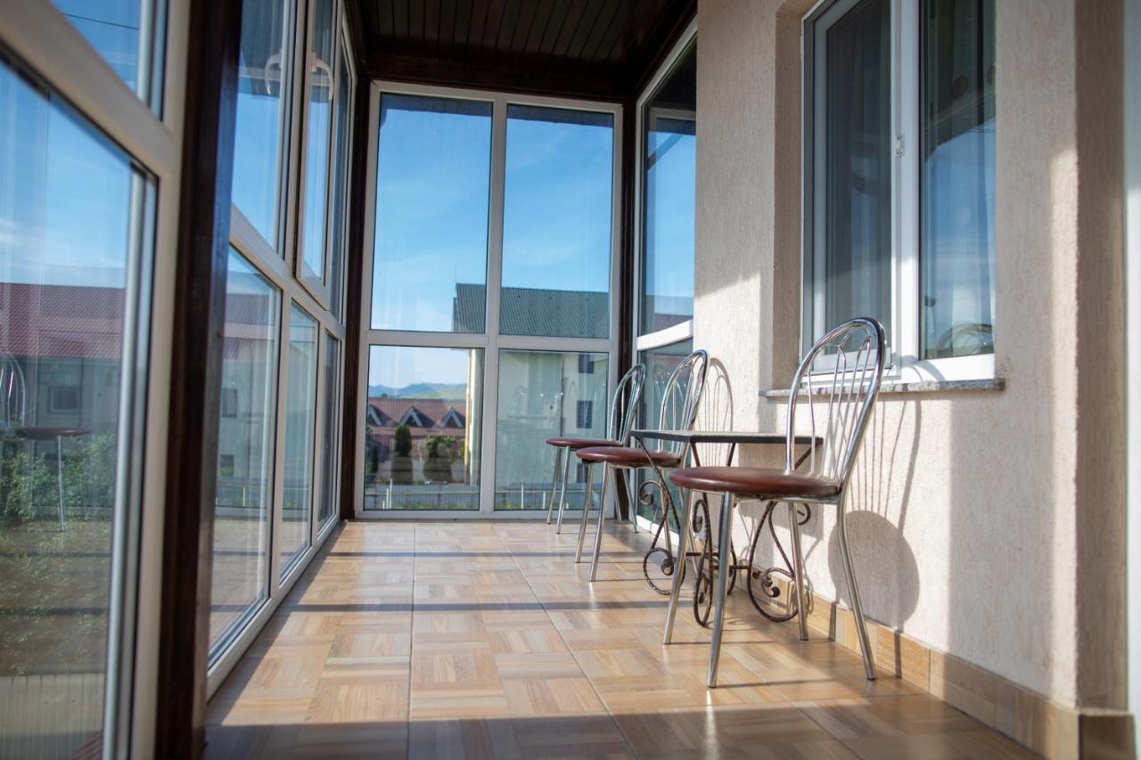 Motel Aris Meridian Piatra Neamţ Eksteriør billede