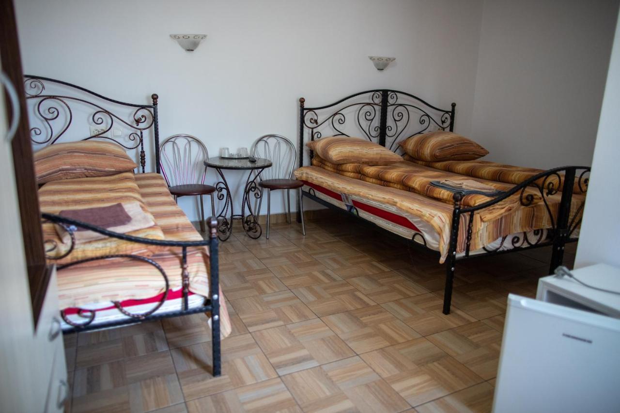 Motel Aris Meridian Piatra Neamţ Eksteriør billede
