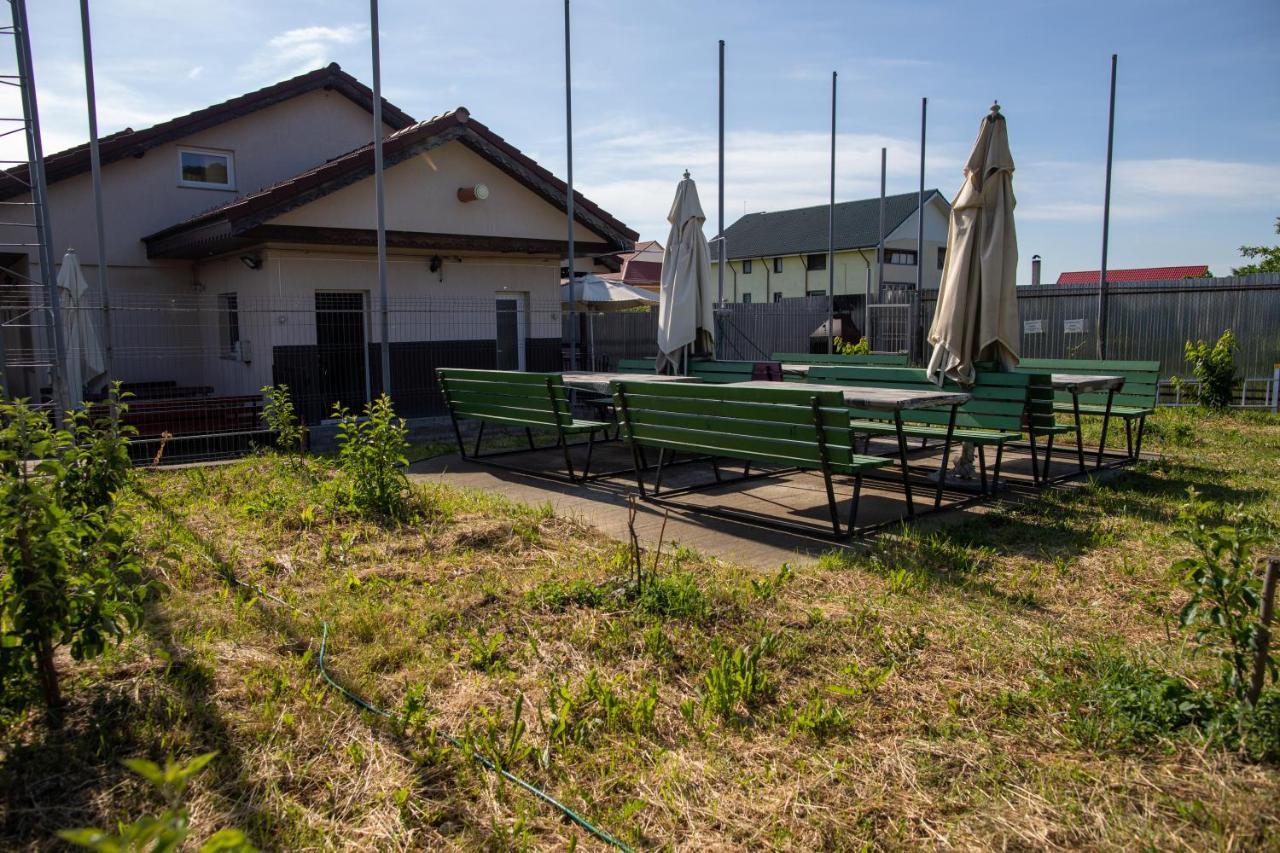 Motel Aris Meridian Piatra Neamţ Eksteriør billede