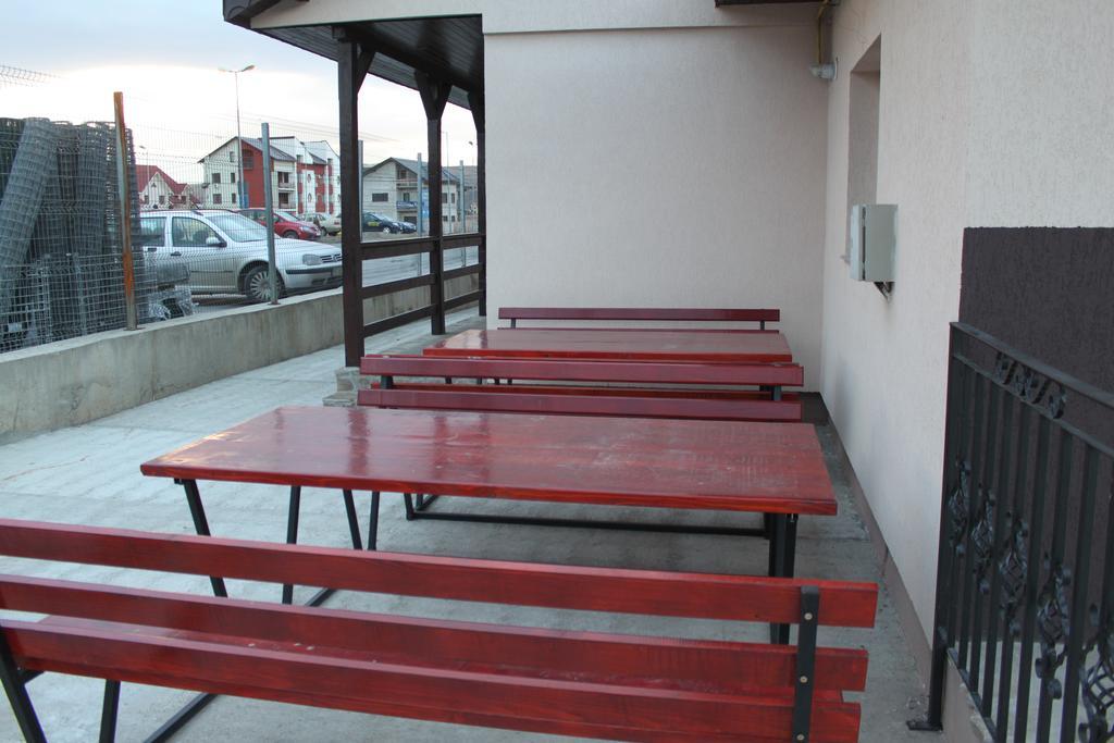 Motel Aris Meridian Piatra Neamţ Eksteriør billede