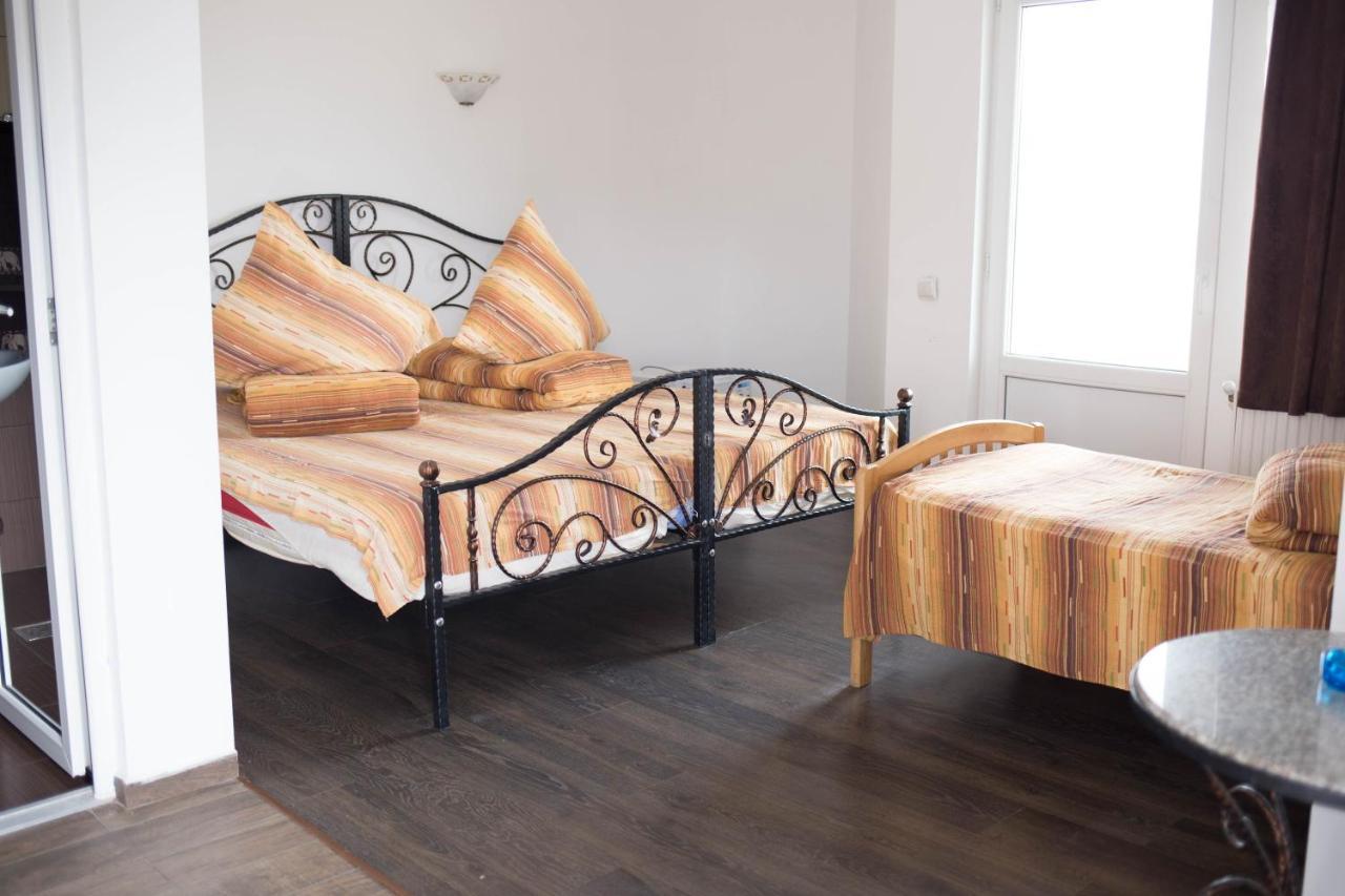 Motel Aris Meridian Piatra Neamţ Eksteriør billede